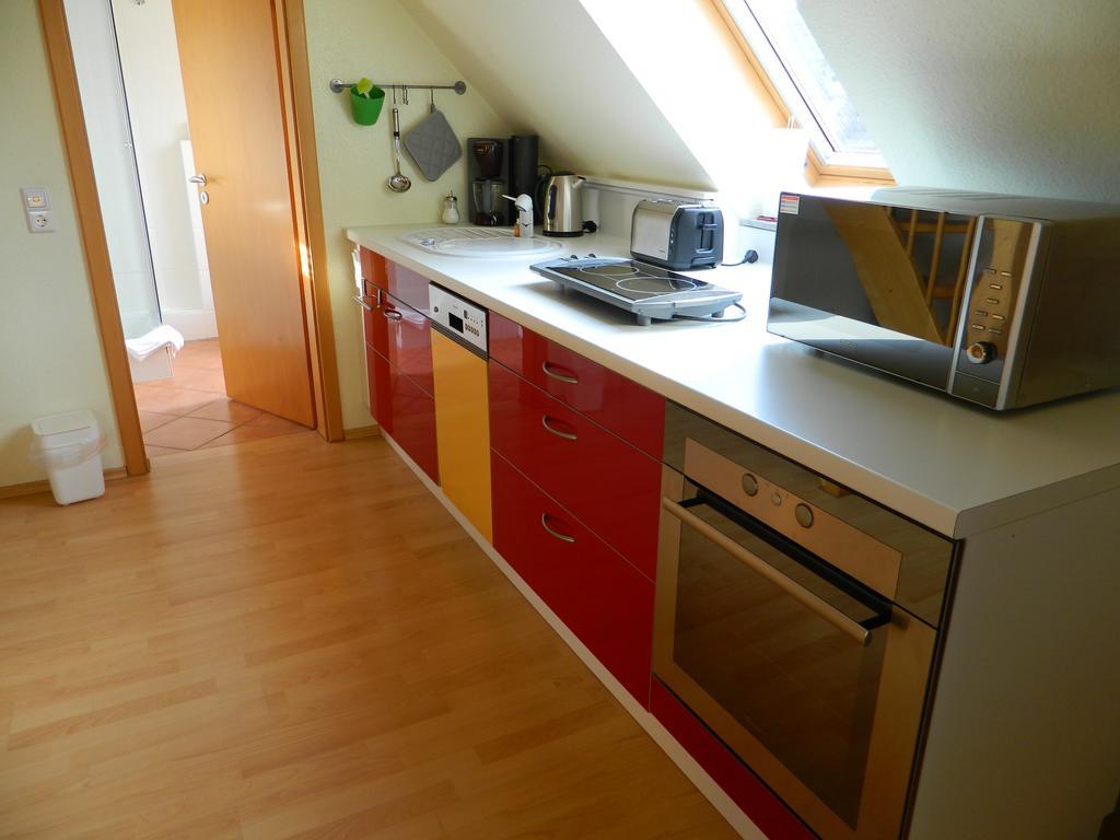 Messeapartment, Messezimmer Sehnde Ngoại thất bức ảnh